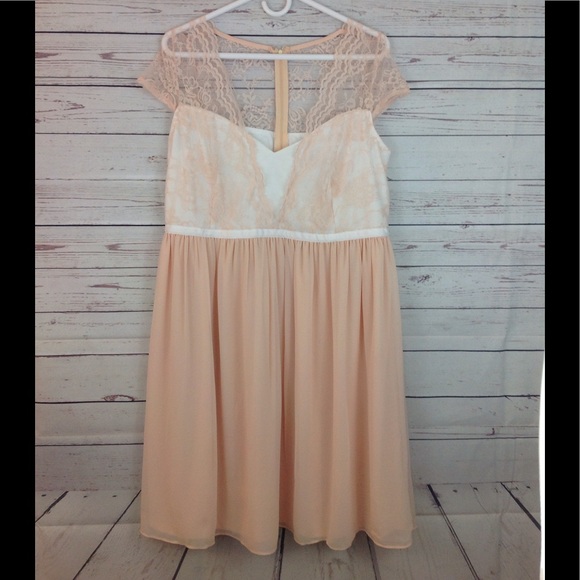 Asos Curve Scalloped Lace Dress Wedding NWT Sz 14 - Picture 5 of 8